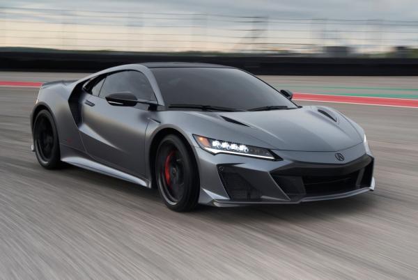 Honda NSX — подарок Ферстаппену за второй чемпионский титул